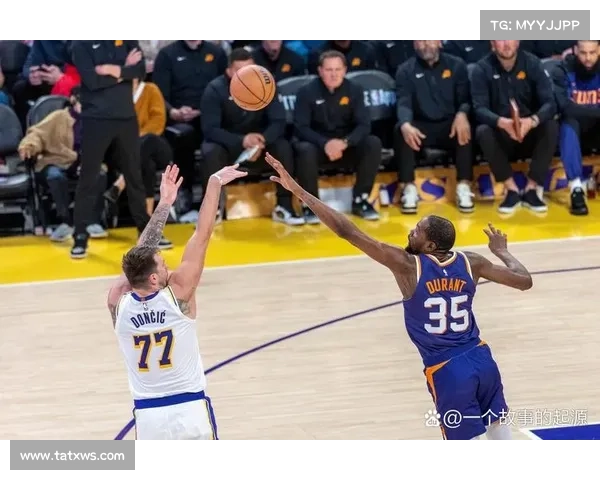 17日NBA前瞻:东契奇复出难阻湖人5连败?联盟第一剑指17连胜 17日NBA前瞻:东契奇复出难阻湖人5连败?联盟第一剑指17连胜
